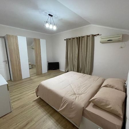 City Center Apartment Tirana Eksteriør billede
