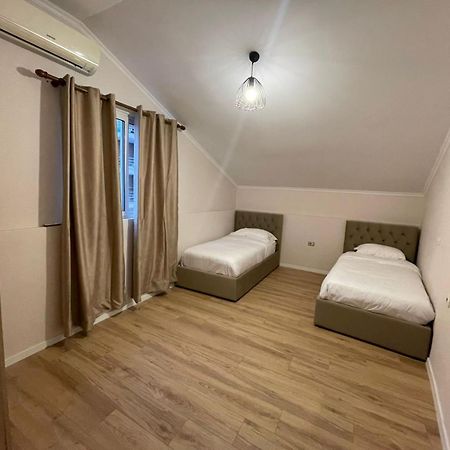 City Center Apartment Tirana Eksteriør billede