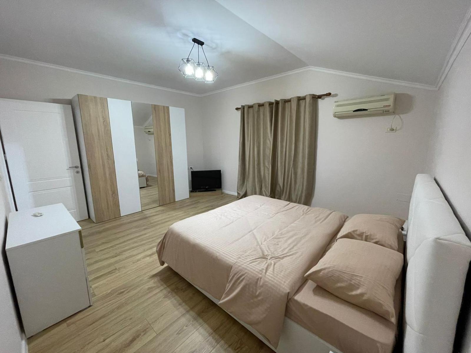 City Center Apartment Tirana Eksteriør billede