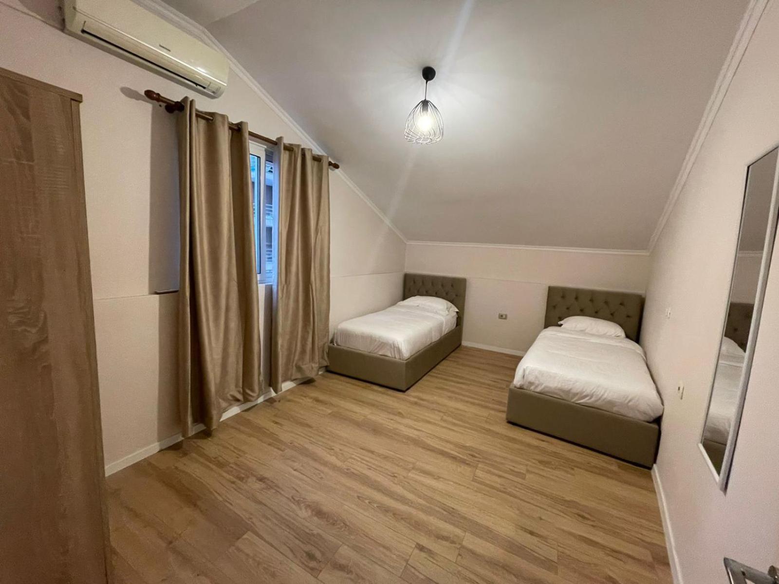 City Center Apartment Tirana Eksteriør billede