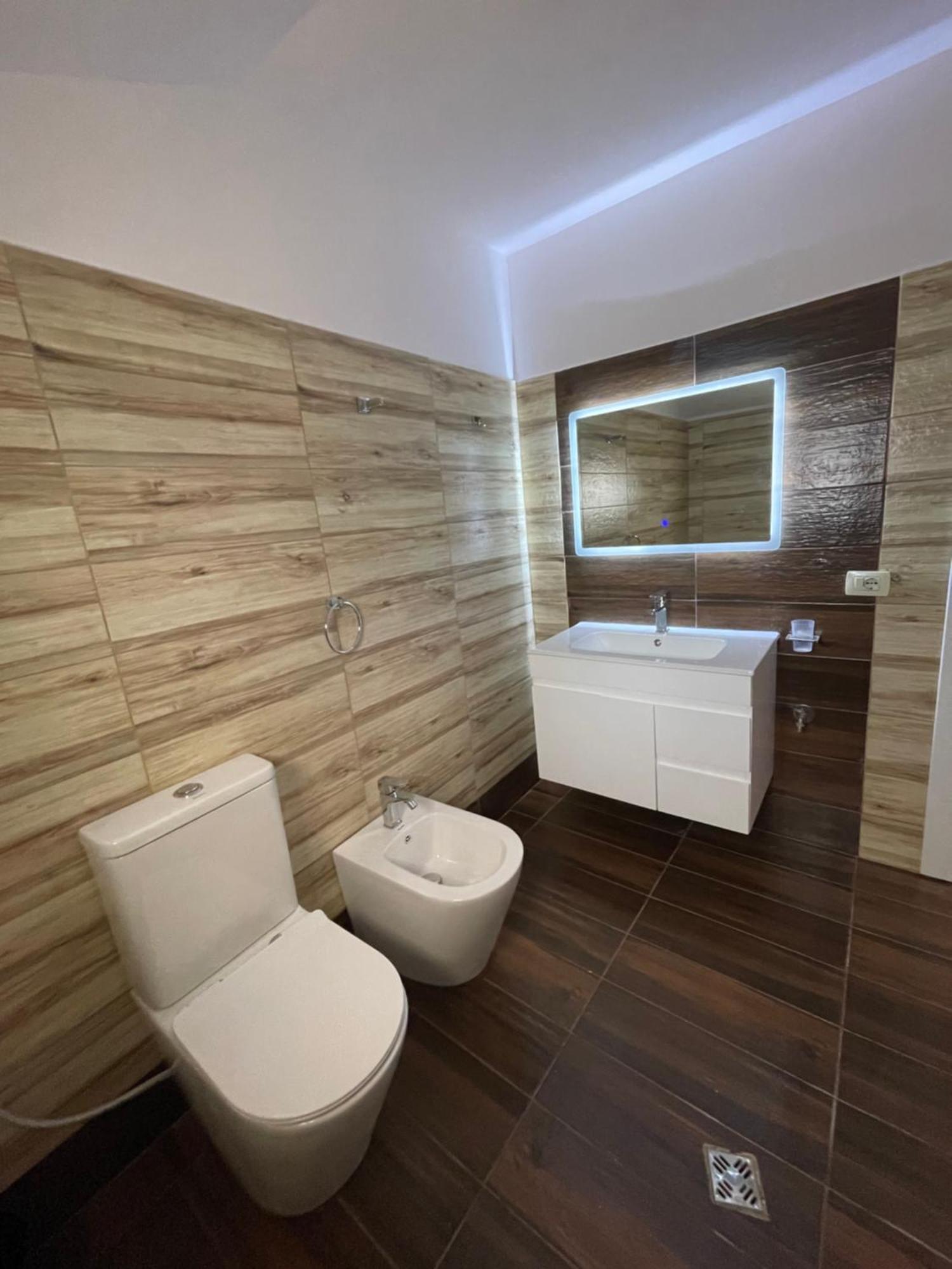 City Center Apartment Tirana Eksteriør billede